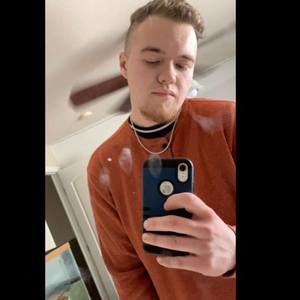 Meet your Posher, Perry